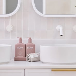 
                  
                    Al.ive Body Bloom Bathroom Set
                  
                